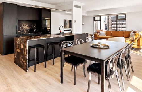 Auckland Central Business District Apartment | Luxe City Living & Parking