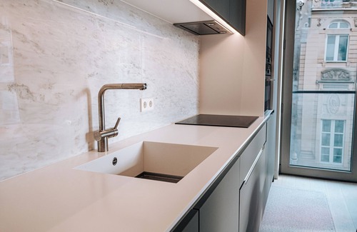 Ville Haute Apartment | Luxe City - Modern & Spacious 2Bedrooms and 2Bathrooms with Balcony view to City