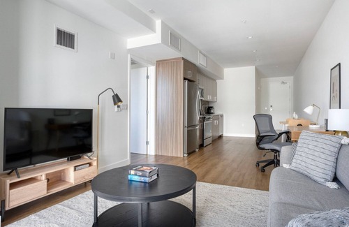 Lucerne - Higuera Apartment | Luxe Culver City 1BR w/Media Room & Gym, nr Light Rail, by Blueground