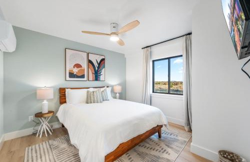 Valle Villa | Luxe Desert Retreat - Near Grand Canyon South Rim