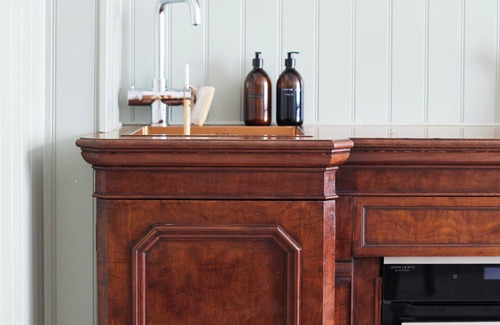 Pewsey Apartment | Luxe Edwardian Shop Conversion in the heart of Pewsey