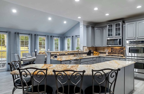 East Stroudsburg House | Luxe Getaway | Hot Tub, Sauna, Theater & Game Room
