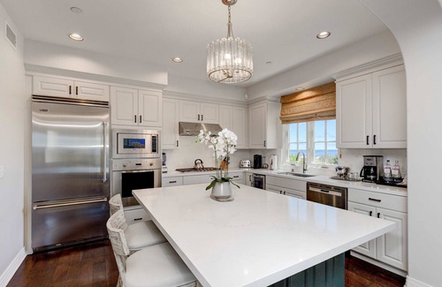 Rancho Palos Verdes Villa | Luxe Golfside Resort Villa! Ocean Views & Hot Tub!