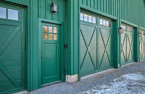 Manchester Center Apartment | Luxe Green Barn Near Skiing with Mt Equinox Views!