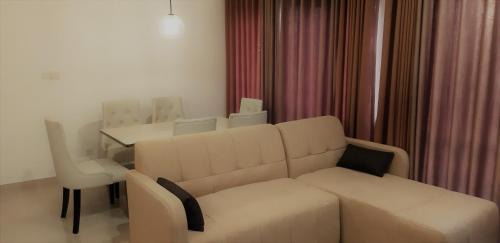 Makumbura Apartment | Luxe Highway Residencies