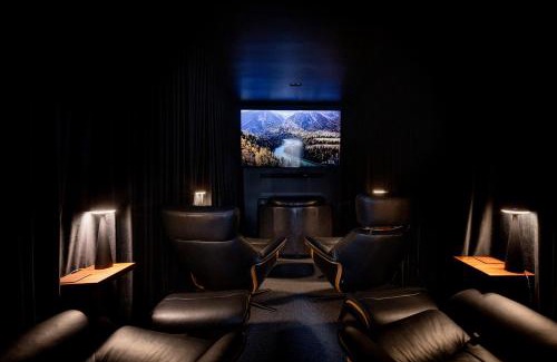 Mount Nelson Apartment | Luxe Hobart Villa - Boxwood