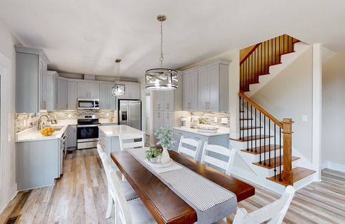 Waleska House | Luxe home with mountain views, hot tub, pool table, & washer/dryer