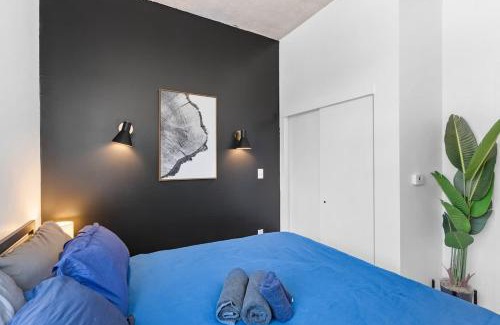 Charlotte Apartment | Luxe King 2BR Suite in South End Charlotte