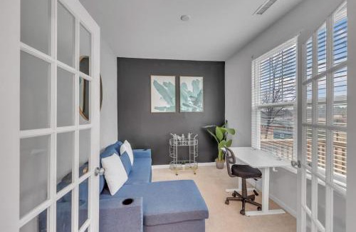 Durham House | Luxe King 4 BR Townhouse Mins to Dwtn Durham