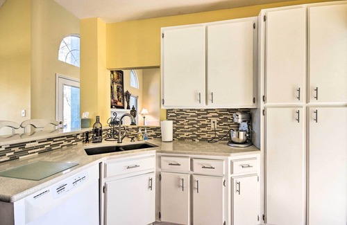 Appling House | Luxe Lake House w/Pool & Dock on Deep Water Cove!