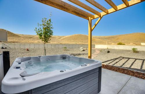 Grand Junction House | Luxe Living Grand Junction Home with Hot Tub, Views