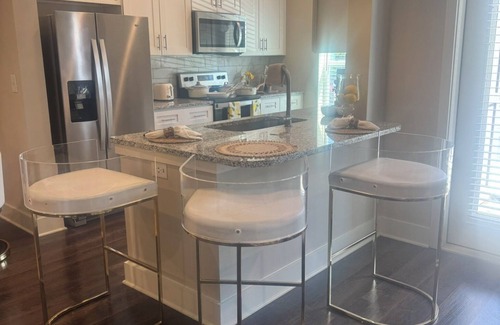 McDonough Apartment | Luxe Living