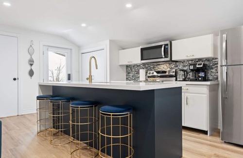 Port Dover Condo | Luxe Lodges on Lake Erie ~ Aquamarine ~ Beachfront