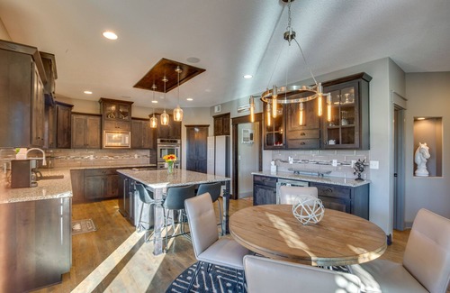Jackson County House | Luxe Missouri Getaway w/Hot Tub & Fire Pit!