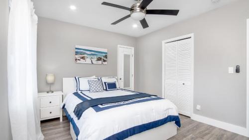 Poinsettia Heights House | Luxe Modern 2 BDR Near Downtown FTL