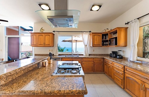 Santa Maria Huatulco Villa | Luxe Oceanfront | 4 Ocean View Suites + Pool