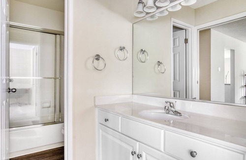 Palo Alto Apartment | Luxe Palo Alto 1BR w/ Gym & Sun Deck, 3 mins to Stanford, by Blueground