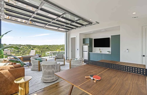 Apache Shores House | Luxe Pool, Fire Pit, Lake Views | Sundown Social