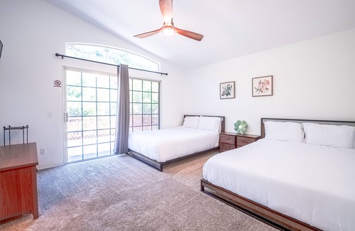 El Cajon House | Luxe Resort Style Home Stunning 8 Beds with Pool