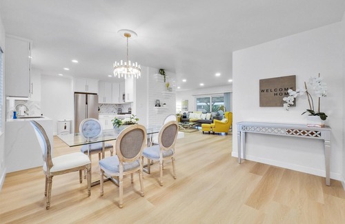 Fullerton House | Luxe Retreat · Disneyland + OC Main Attractions!