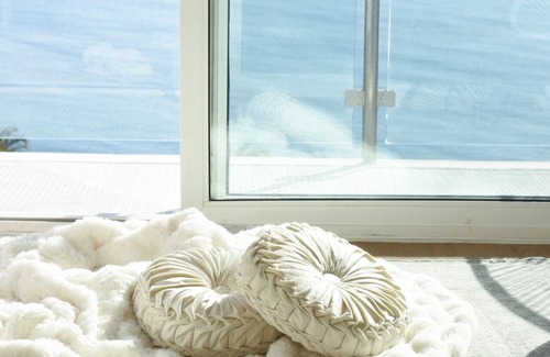 Malibu House | Luxe Retreat | Mins to Santa Monica + Palisades | Pet-Friendly