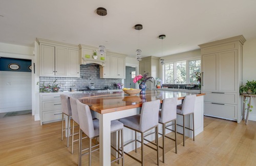 Minot Villa | Luxe Scituate Vacation Rental w/Private Hot Tub!