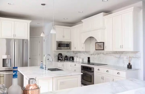 Shinnecock Hills House | Luxe Southampton Estate - 40' Heated Pool - Minutes to Village