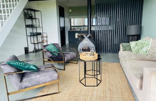 Vreeland Apartment | Luxe stal appartement
