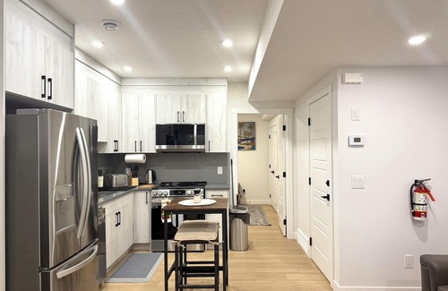 Calgary Apartment | Luxe Stay with a Designer Touch