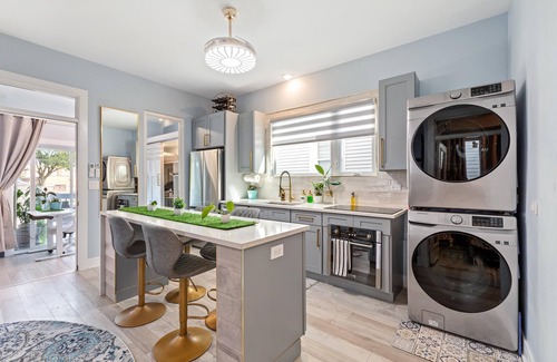 Logan Square House | Luxe Suite + Spa House Retreat! Pets Welcome
