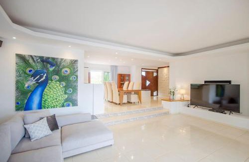 Adeje Villa | Luxe Villa with Private Pool, Jacuzzi and Spectacular Views