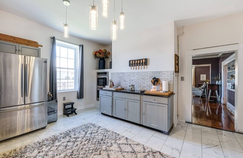 Buchanan House | Luxe Virginia Historical Estate w/Charcoal Grill!