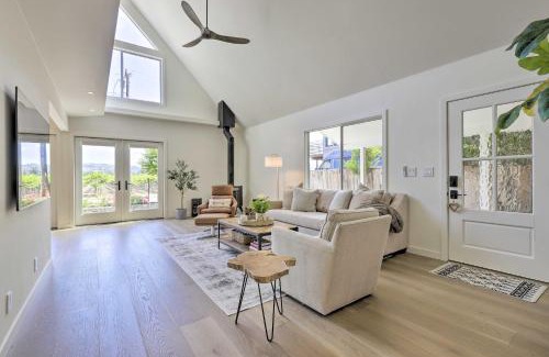 Rutherford House | Luxe Wine Country Getaway with Vineyard Views