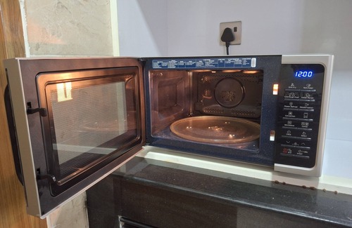 Gulshan Apartment | Luxerious 3-bedroom Family Apartment in Dhaka near Airport