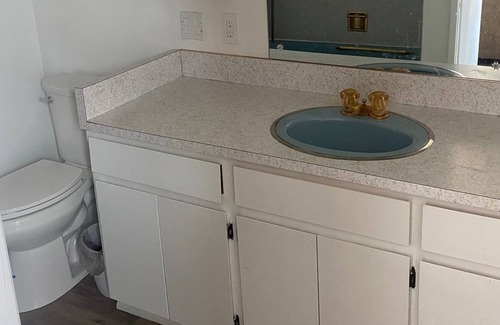 Wallace Apartment | Luxette Rooms - Historic brothel in downtown Wallace