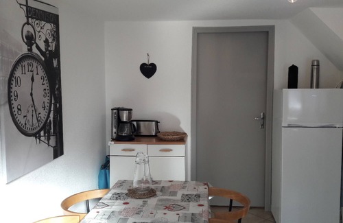 Luxeuil-les-Bains Apartment | Luxeuil center⭐Calme😌Parking👍Idéal Curists/Professionals