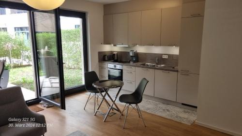 Schoeneberg Apartment | LUXI luxuriöses Appartement mit Terrasse und Garten mitten in Berlin