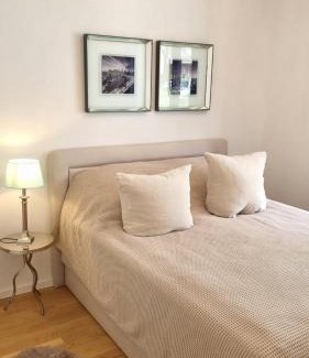 Schoeneberg Apartment | LUXI luxuriöses Appartement mit Terrasse und Garten mitten in Berlin