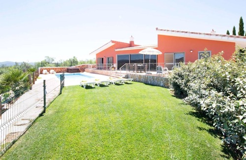 Loule Villa | luxiourious villa with Jaquzzi & fantastic views