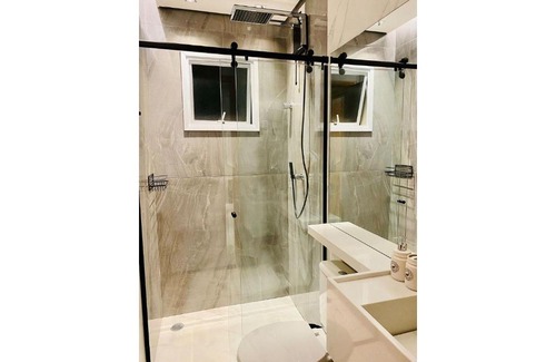 Umuarama Apartment | Luxo em Ubatuba C/Vista Montanha e Mar no Centro