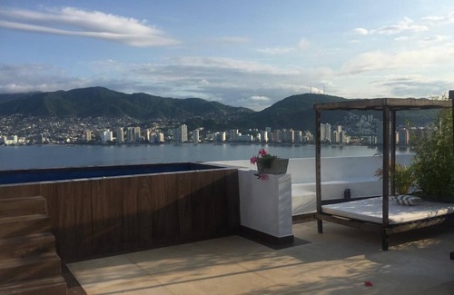Playa Guitarron House | LUXO Villa Acapulco Zona Brisas Guitarrón