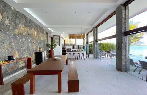 Frade Villa | LuxoBrasil #AR20 Maravilhas de Itanema House 08 Suites Angra dos Reis Vacation Rental