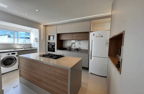 Barra da Tijuca Apartment | LUXOBRASIL #RJ05 Coverage 04 Suites in Front of Praia do Pepê Aluguel of Season