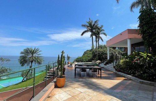 Sao Conrado House | LuxoBrasil #RJ740 Vila São Conrado 05 Suites Sea View Vacation Rentals