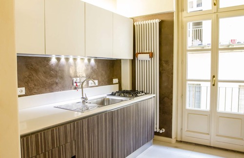 Roman Quarter Apartment | LuxRent Apartment Castello