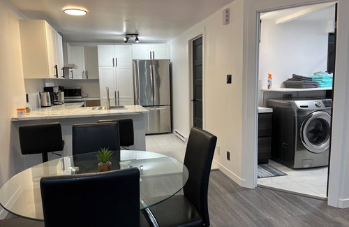 Drummondville Apartment | Luxueuse Villa, Unique en Ville