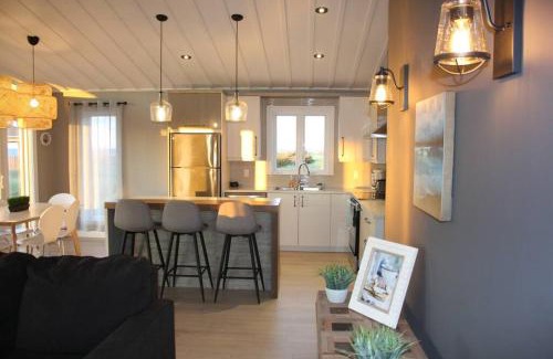 Caraquet Apartment | Luxueux chalet sur la plage - Baie des Chaleurs