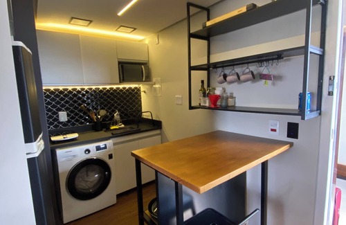 Smin Apartment | Luxuoso Flat em Resort com Vista Incrível Para o Lago