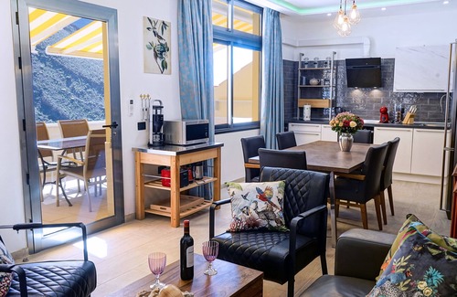 La Calera Apartment | Luxury Suite | La Gomera Deluxe. 70 sqm, large Terrasse, max. 3 people