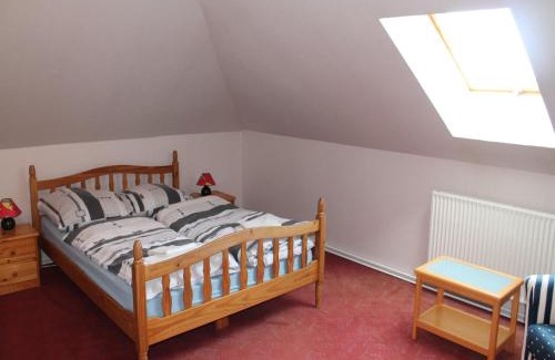 Boddin Apartment | Luxuriöse Ferienwohnung in Boddin mit Garten, cleaning included